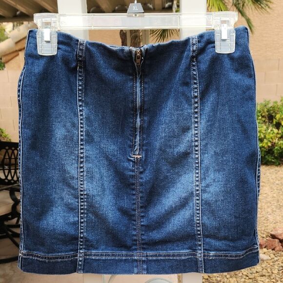 Jolt Blue Mini Pencil Denim Skirt for Casual Wear Juniors Size 7 28W - Picture 3 of 4